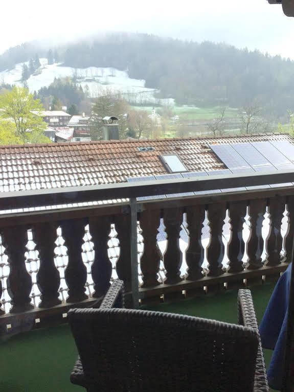 Haus Daheim 호텔 오버스타우펜 외부 사진